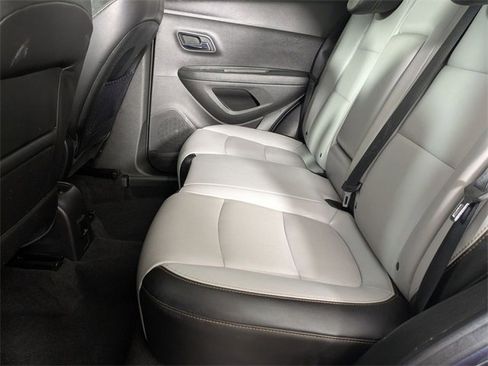 Used 2019 Chevrolet Trax Premier w/ LPO, Cargo Package image 28