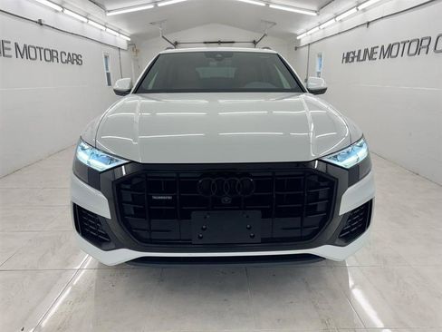 Used 2021 Audi Q8 Premium AWD/4WD image 2