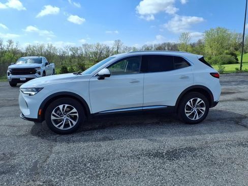 Used 2023 Buick Envision Essence FWD image 31
