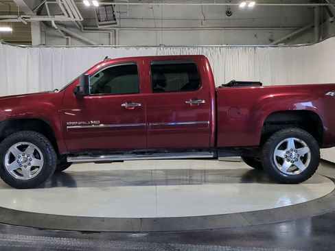 Used 2014 GMC Sierra 2500 Denali image 6