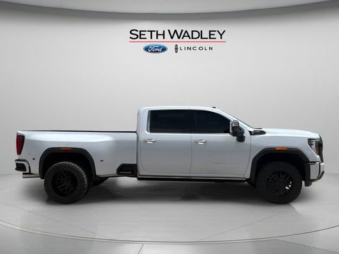 Used 2026 GMC Sierra 3500 Denali Ultimate AWD/4WD image 8