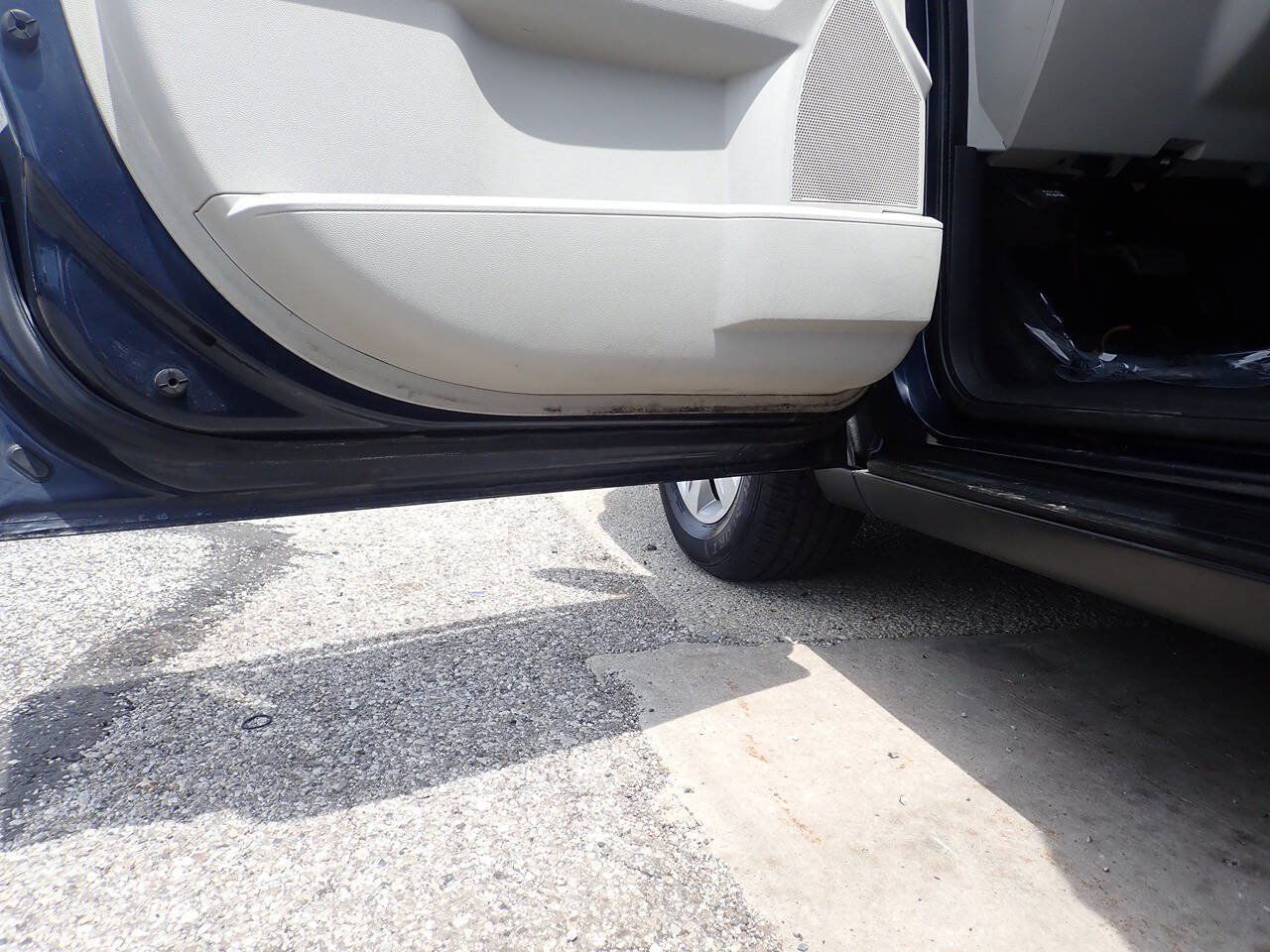 Used 2008 Dodge Grand Caravan SE FWD image 11