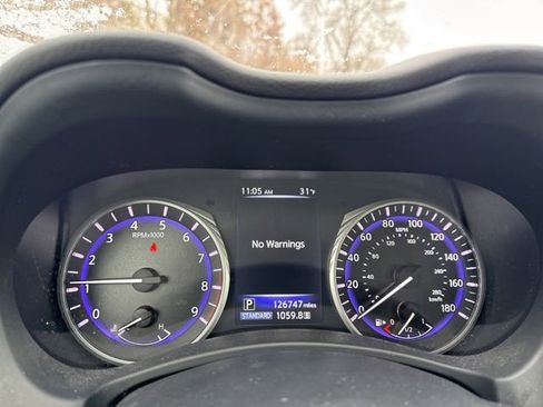 Used 2015 INFINITI Q50 Premium w/ Navigation Package image 7