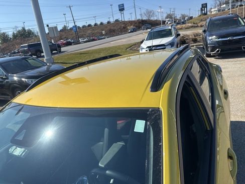 Used 2024 Chevrolet Trax RS w/ Driver Confidence Package image 29