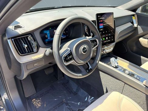 New 2026 Volvo XC60 B5 Plus w/ Climate Package image 4