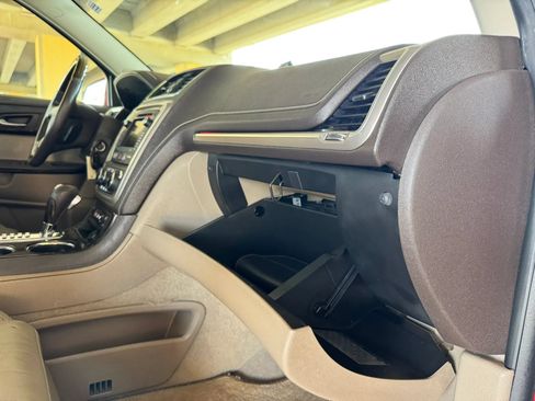 Used 2014 GMC Acadia Denali FWD image 32