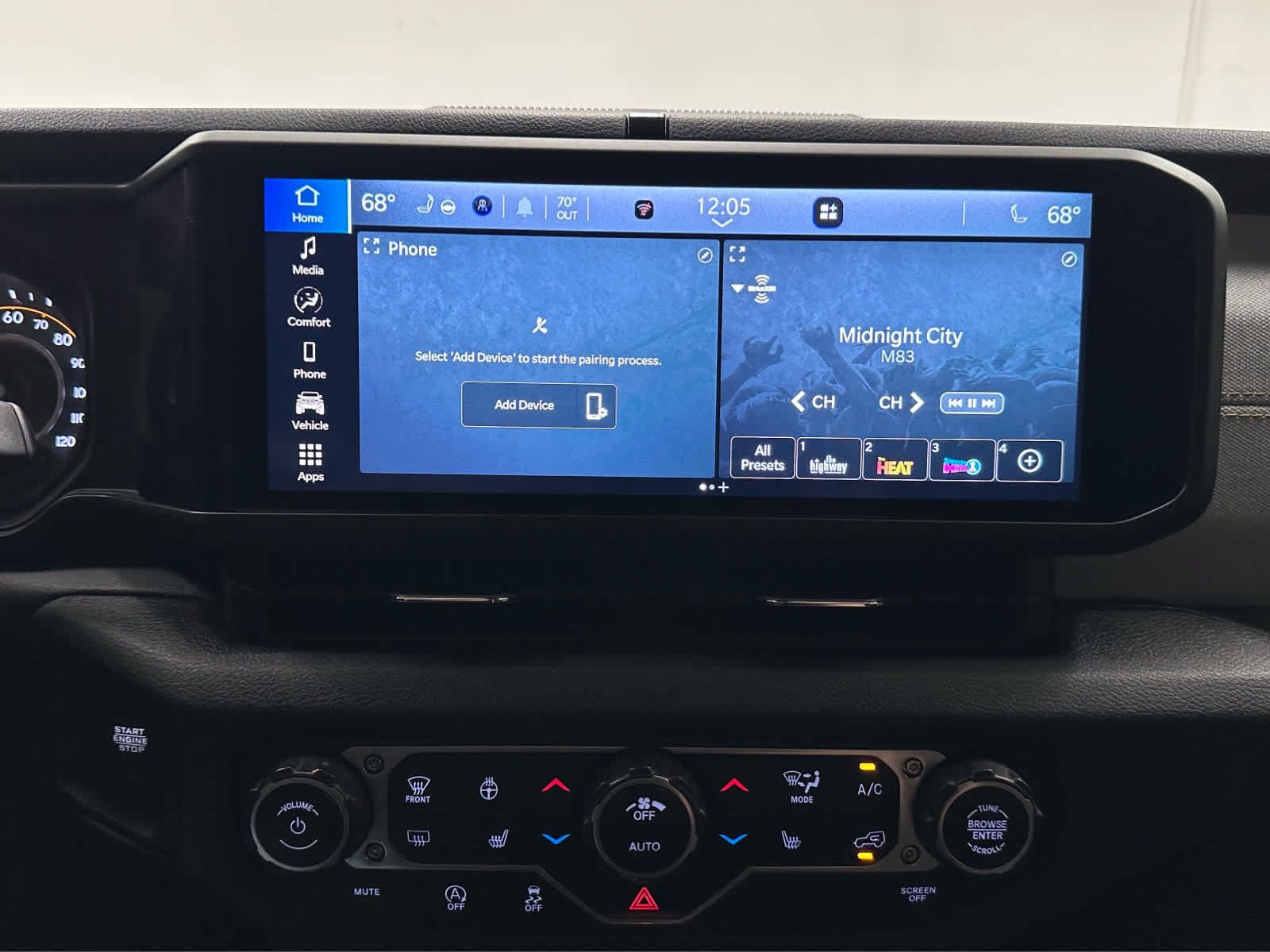 Used 2025 Jeep Wrangler Unlimited Sport AWD/4WD image 29