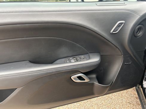 Used 2023 Dodge Challenger R/T Scat Pack image 9