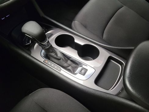 Used 2023 Chevrolet Malibu LS FWD image 26