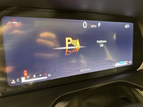 Used 2024 Jeep Grand Cherokee L Limited w/ Luxury Tech Group II image 23