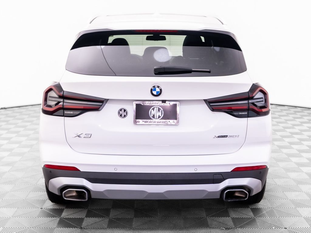 Used 2024 BMW X3 xDrive30i w/ Convenience Package AWD/4WD image 5