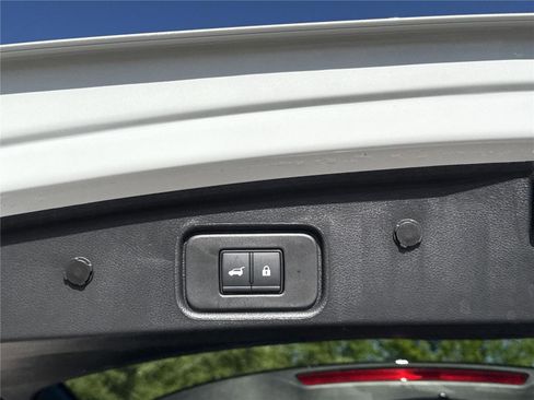 Used 2025 Nissan Pathfinder Platinum w/ Cargo Package FWD image 25