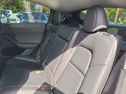 Used 2024 Tesla Model Y Long Range AWD/4WD image 15