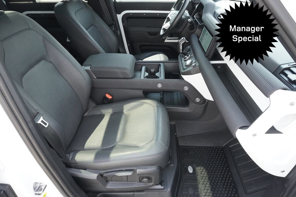 Used 2023 Land Rover Defender 110 S AWD/4WD image 23