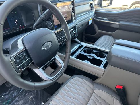 New 2026 Ford F250 Platinum image 9