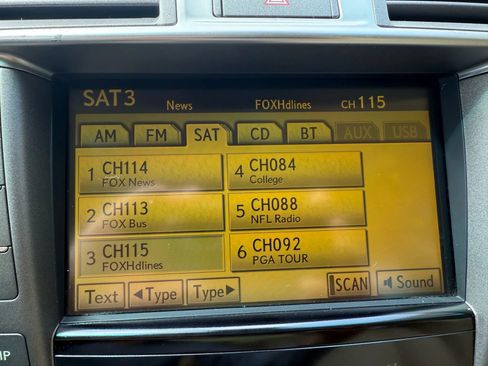 Used 2010 Lexus LS 460 image 30