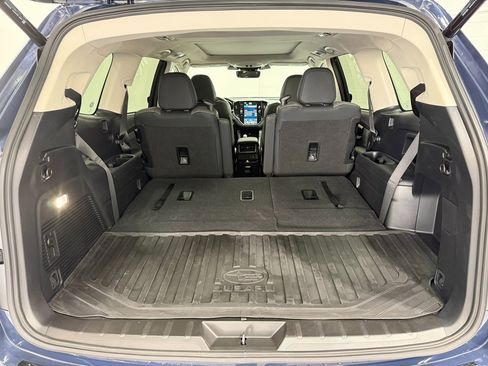 Used 2025 Subaru Ascent Onyx Edition image 53
