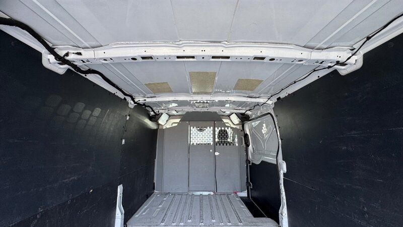 Used 2017 Ford Transit 250 148 Low Roof RWD image 12