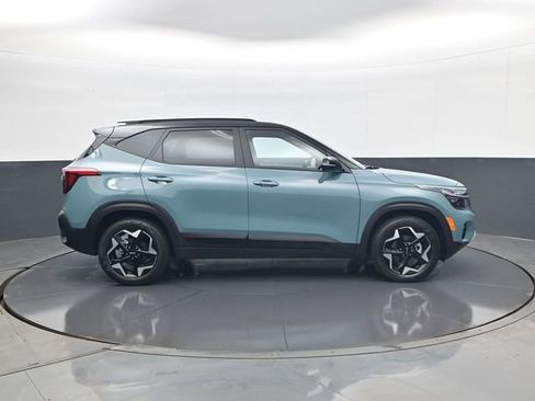 Used 2025 Kia Seltos S FWD image 4