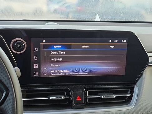 Used 2024 Chevrolet TrailBlazer LT w/ Driver Confidence Package image 14