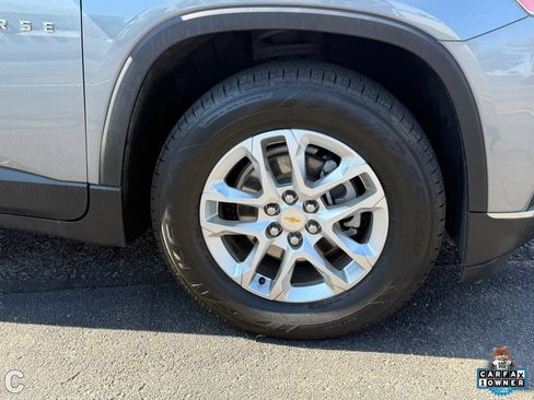 Used 2020 Chevrolet Traverse LT FWD image 10