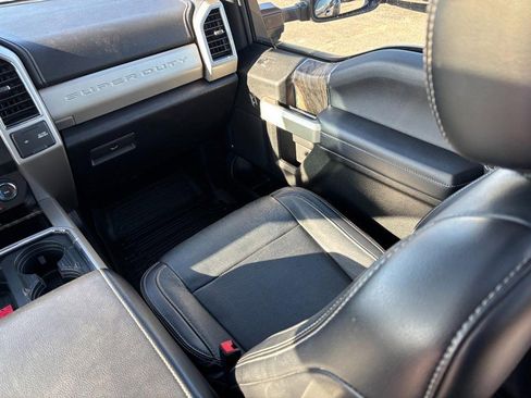 Used 2019 Ford F350 Lariat w/ Lariat Ultimate Package image 15