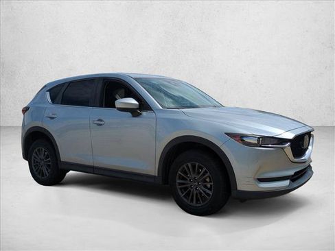 Used 2020 MAZDA CX-5 Touring FWD image 3