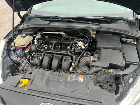 Used 2016 Ford Focus SE image 32