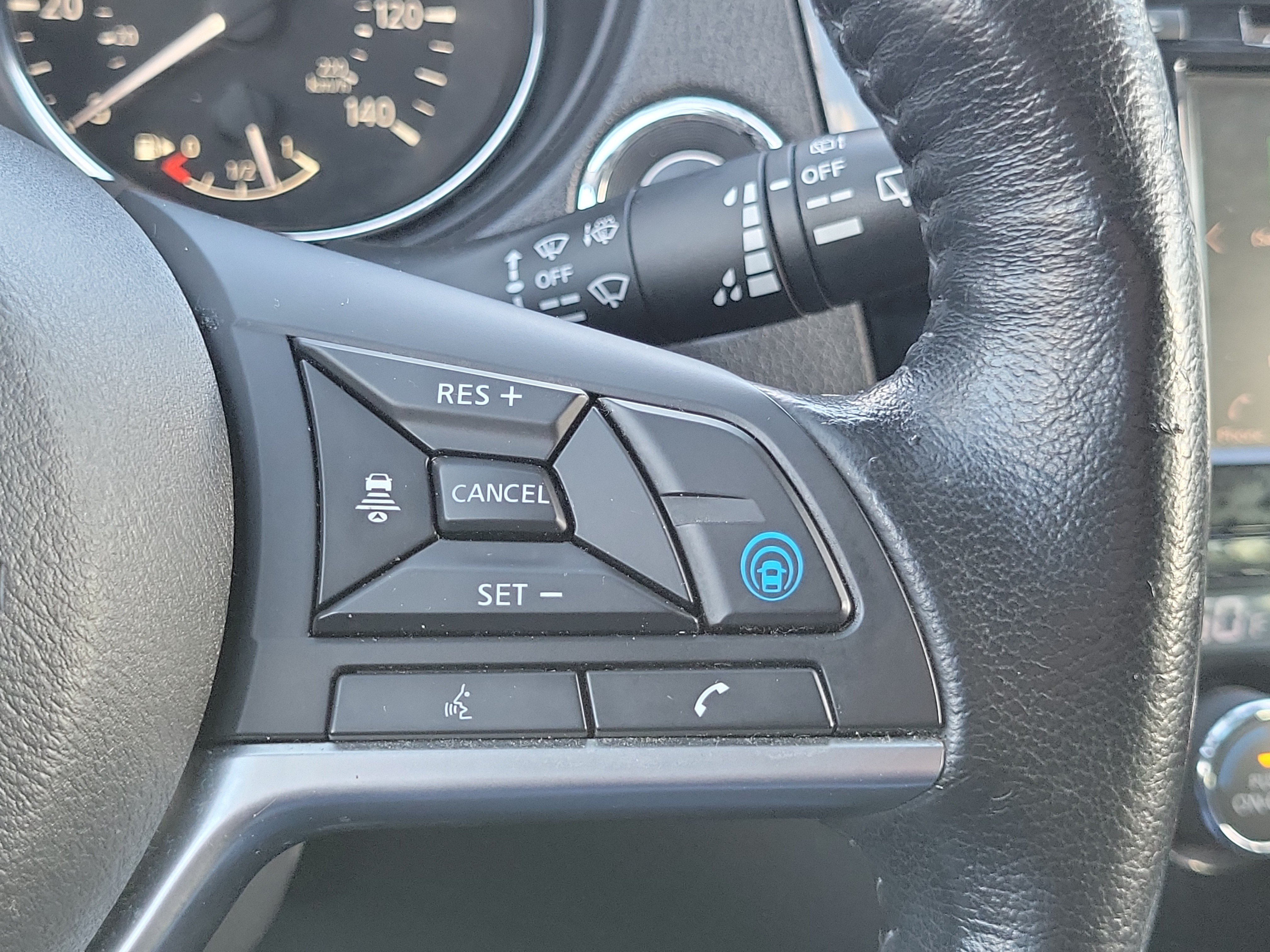 Used 2021 Nissan Rogue Sport SL w/ Premium Package FWD image 26