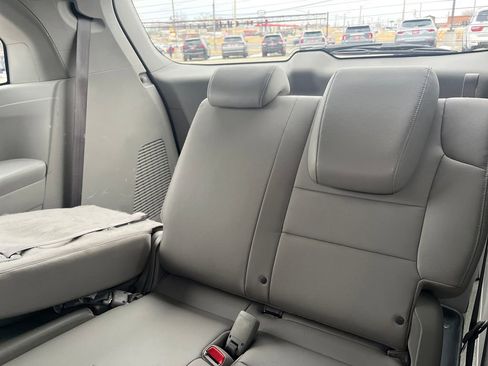 Used 2016 Honda Odyssey EX-L image 19