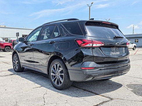 Used 2024 Chevrolet Equinox RS AWD/4WD image 4