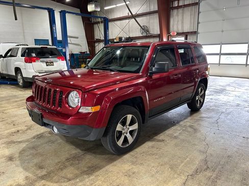 Used 2016 Jeep Patriot High Altitude AWD/4WD image 5