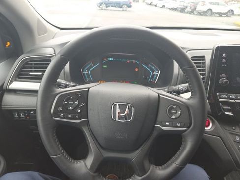 Used 2024 Honda Odyssey EX-L image 19