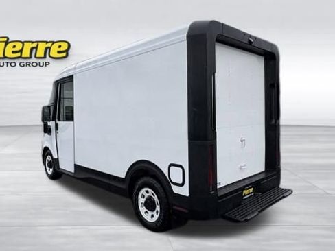 Used 2025 Chevrolet Brightdrop 400 w/ Battery Pack, Max Range image 2