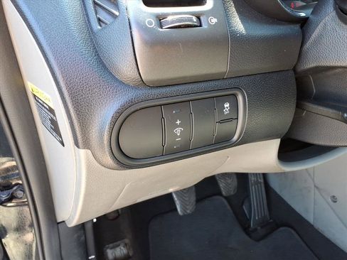 Used 2015 Kia Forte LX FWD image 11