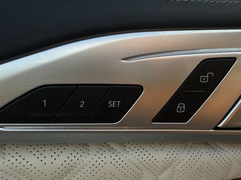 Used 2022 BMW M8 Competition AWD/4WD image 33