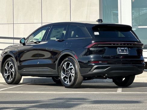 New 2026 Lincoln Nautilus Premier w/ Equipment Group 102A image 5