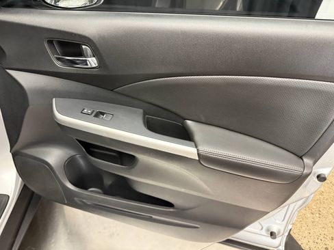 Used 2016 Honda CR-V EX-L image 17