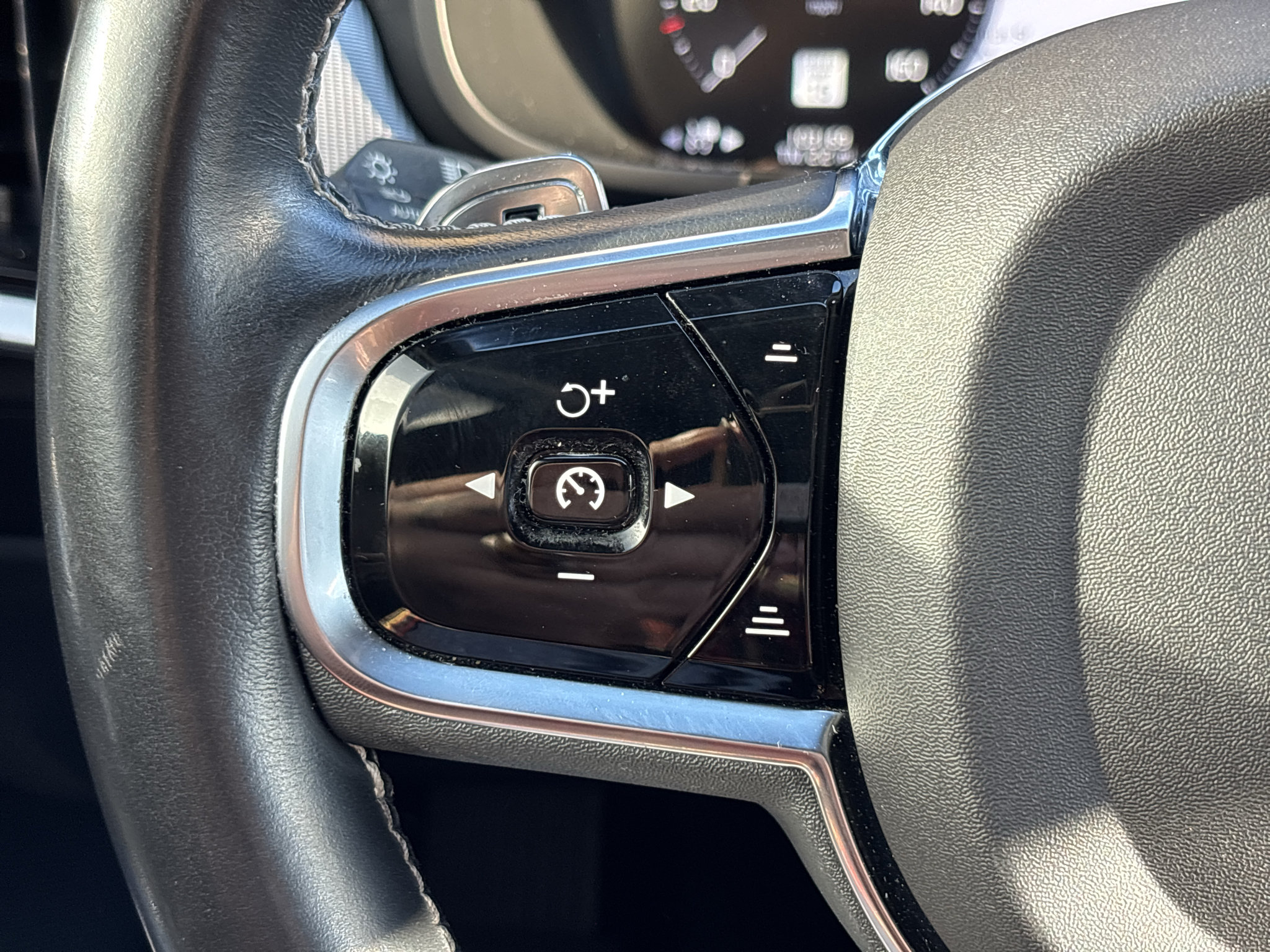 Used 2020 Volvo S90 T6 R-Design AWD/4WD image 19