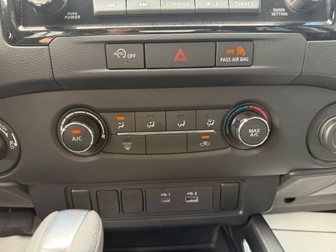 Used 2023 Nissan Frontier SV w/ Tow Package AWD/4WD image 23