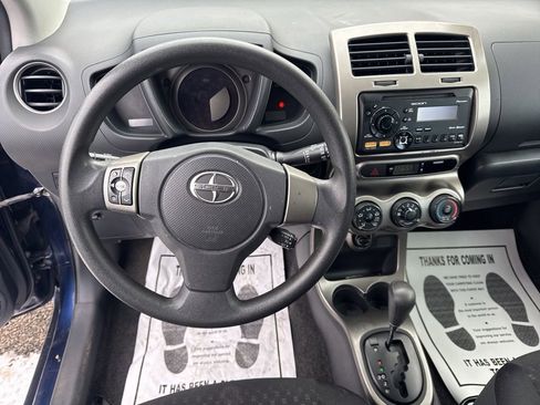 Used 2012 Scion xD image 22
