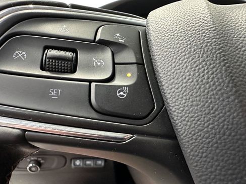 Used 2023 Buick Envision Avenir w/ Premium Seat Package AWD/4WD image 19