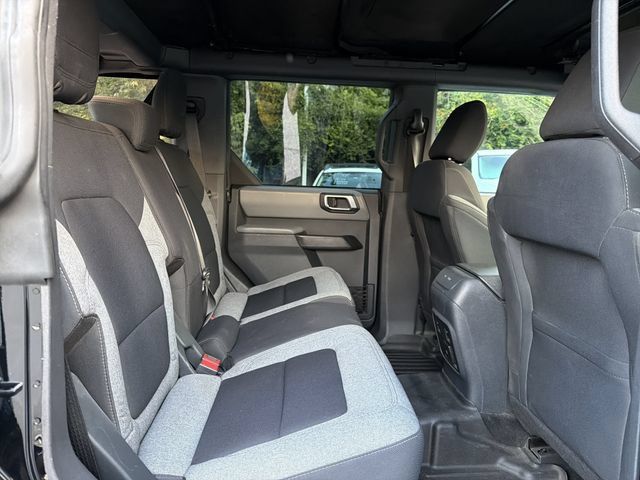Used 2022 Ford Bronco 4-Door AWD/4WD image 13