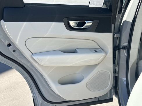 New 2026 Volvo XC60 B5 Ultra w/ Protection Package Premier image 16