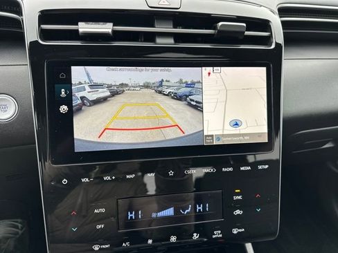 Certified 2024 Hyundai Santa Cruz SEL w/ Activity Package image 18