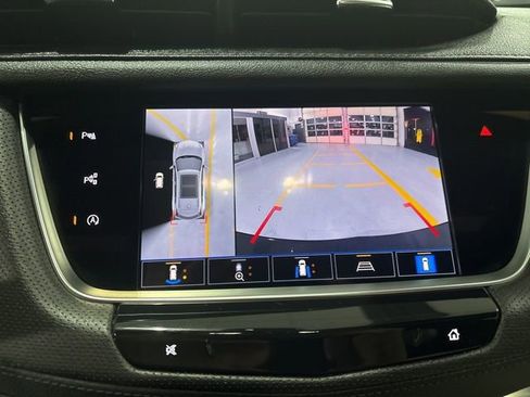 Certified 2025 Cadillac XT5 Sportv w/ Technology Package AWD/4WD image 22