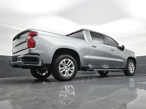 Used 2025 Chevrolet Silverado 1500 LTZ RWD image 31