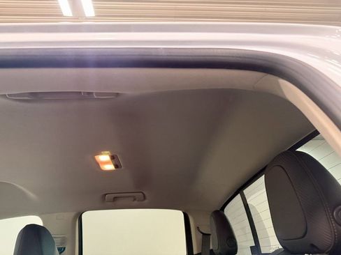 Used 2021 GMC Canyon AT4 image 10