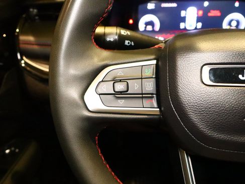 Used 2023 Jeep Compass Trailhawk w/ Trailhawk Elite Group image 11