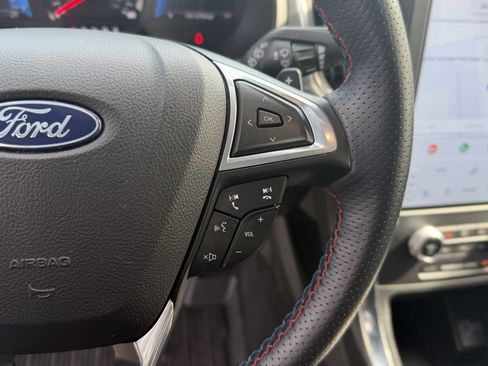 Used 2024 Ford Edge ST w/ Equipment Group 401A AWD/4WD image 32